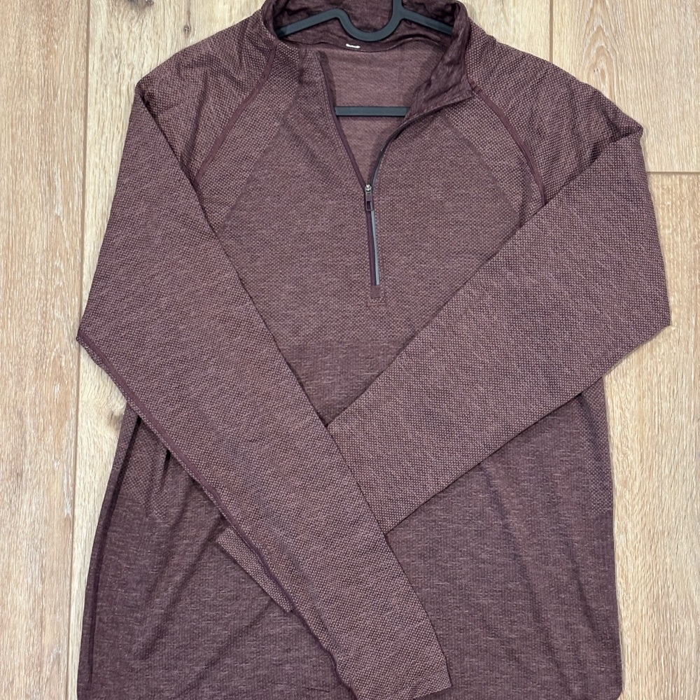lululemon athletica Men's burgundy quarter zip